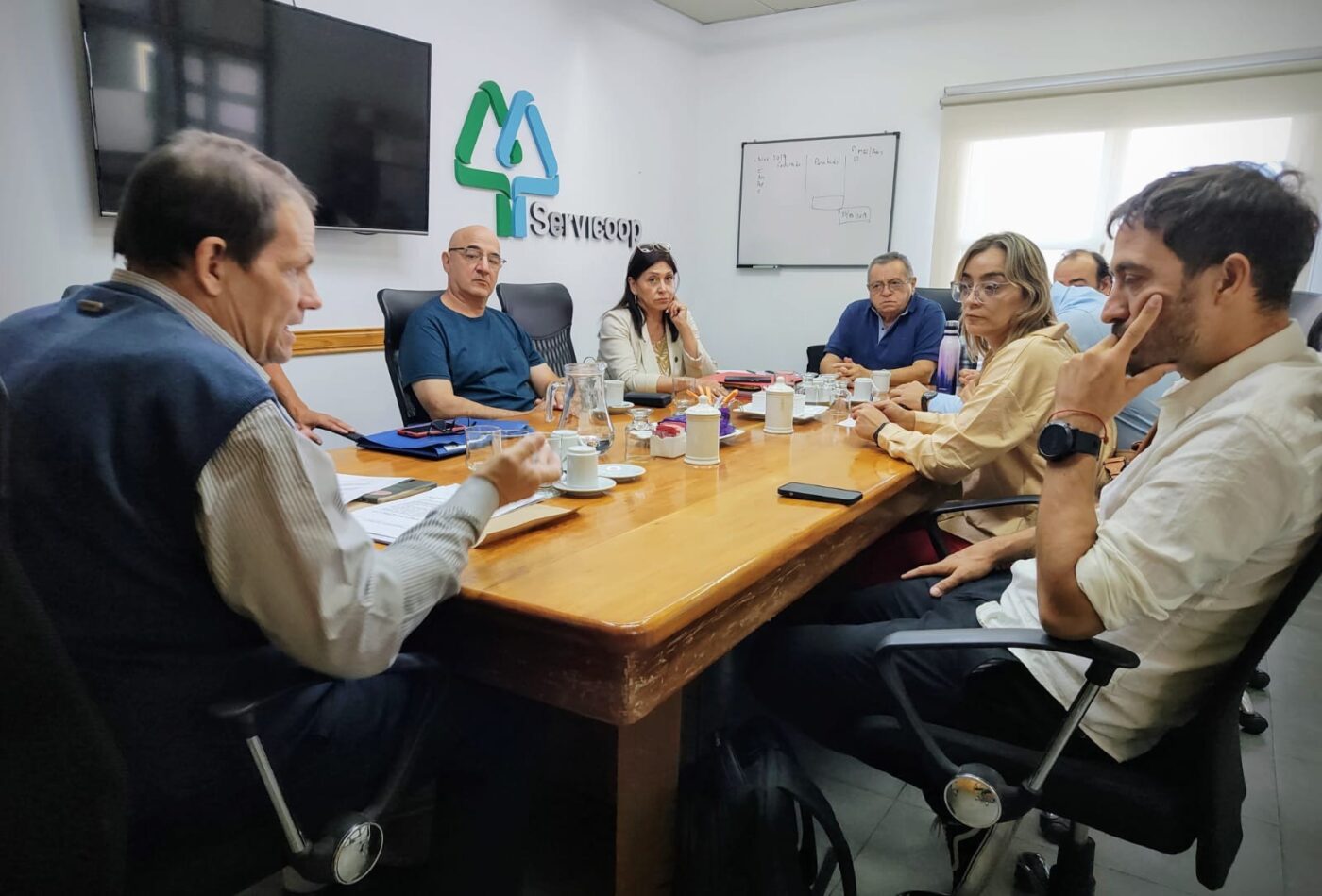 Reunión con Concejales de la ciudad por pedido de informes. Servicoop