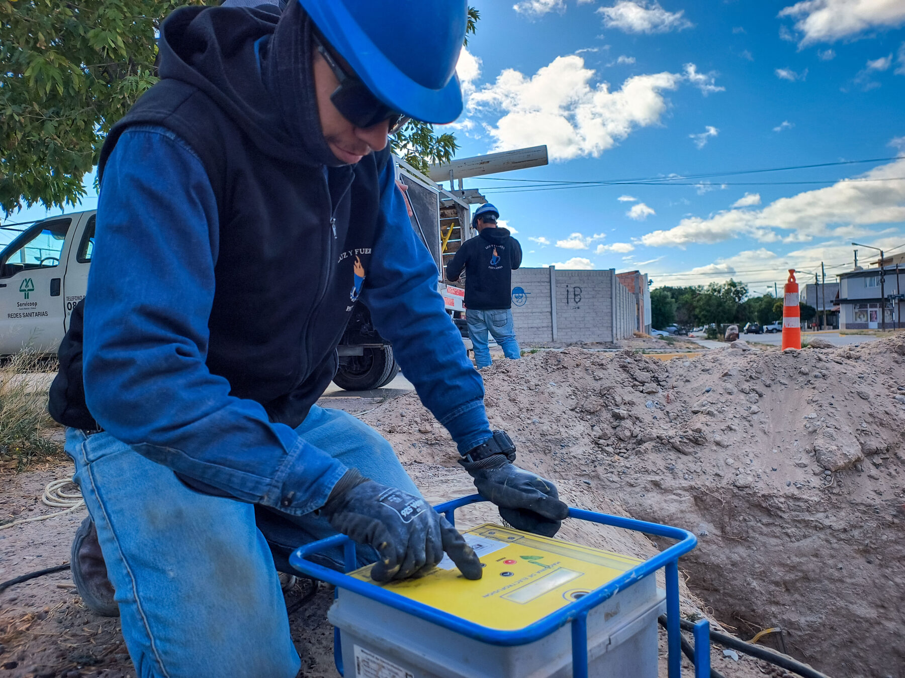 Instalación de nueva válvula sobre el servicio de agua potable ...