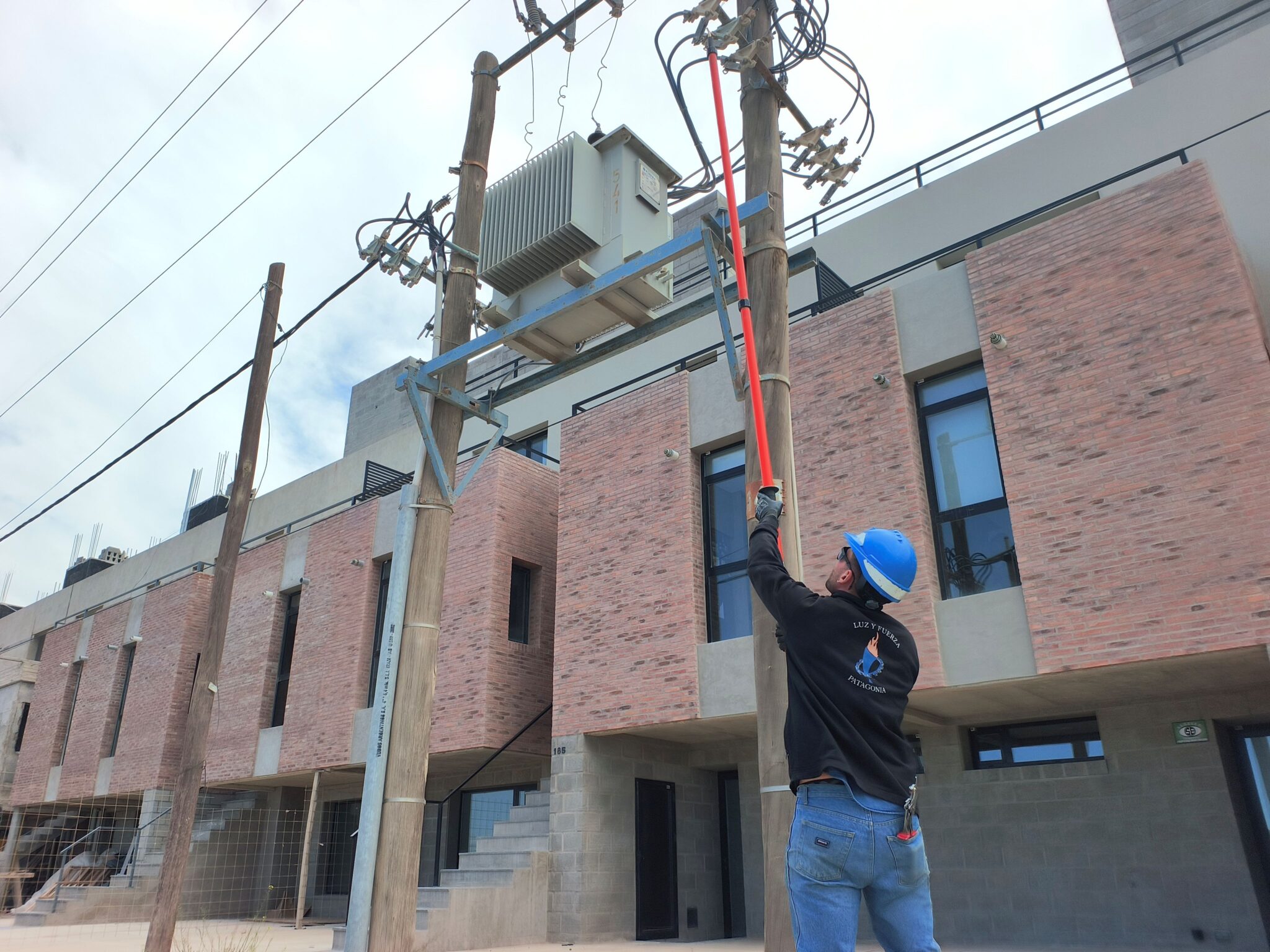 Habilitación de nuevas redes subterráneas de energía en la zona sur ...